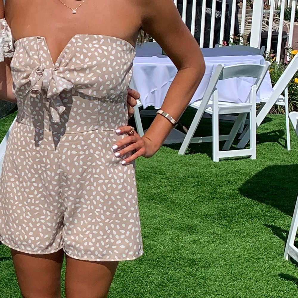 Beige romper